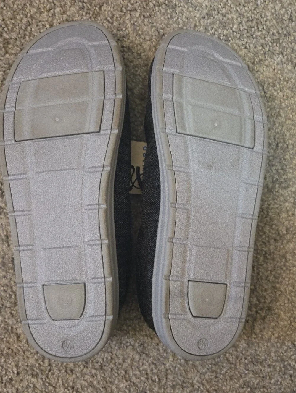 Men's Casual Knit Wally Shoes - Black Gray Knit Sneakers NWT 9.5